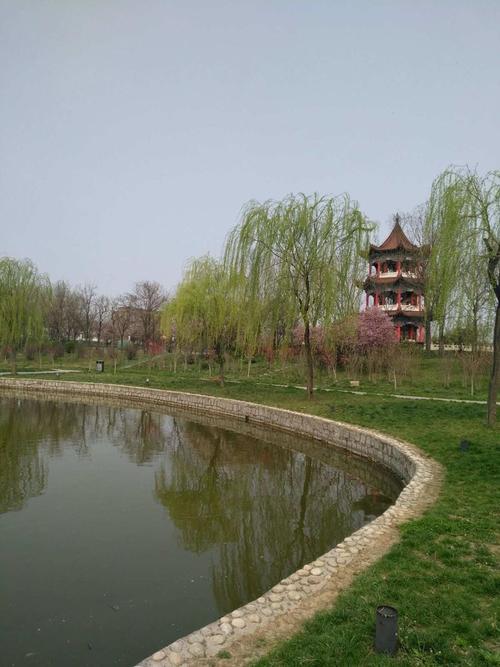 华州公园的春天