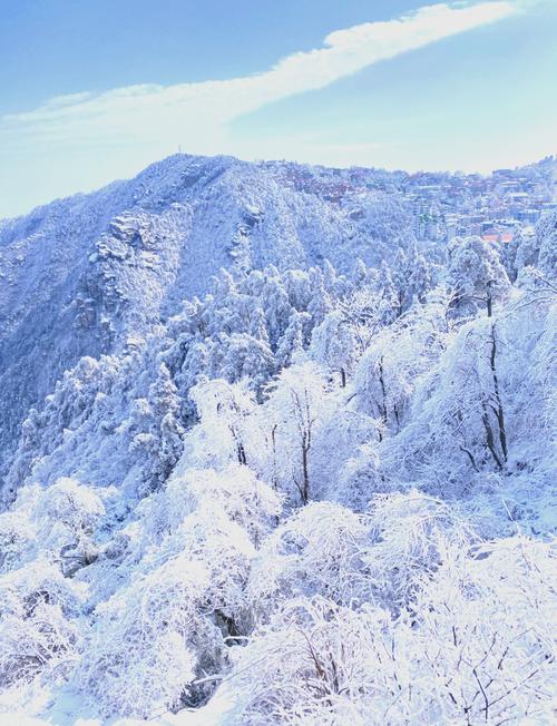3月底了，庐山居然还下雪？