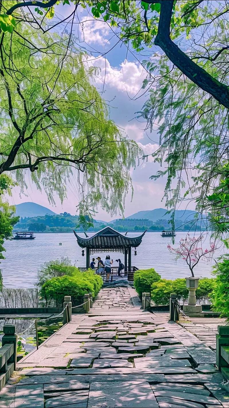 #杭州西湖风景区 景点打卡 感受春天的气息和美景