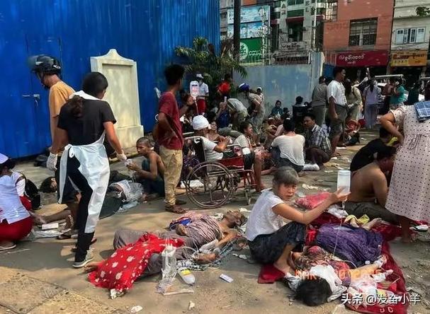 缅甸大地震发生后！泰国曼谷的街头现状，这次地震对泰影响很大啊