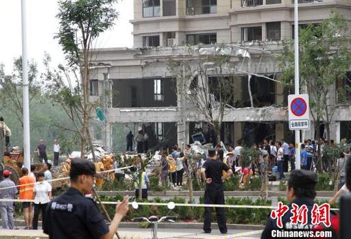 济南一小区突发煤气爆炸，现场惊心动魄！