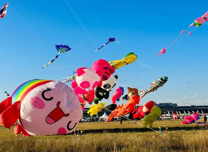 快来感受天空的浪漫盛宴，金延安大型风筝秀太震撼了#热爱生活