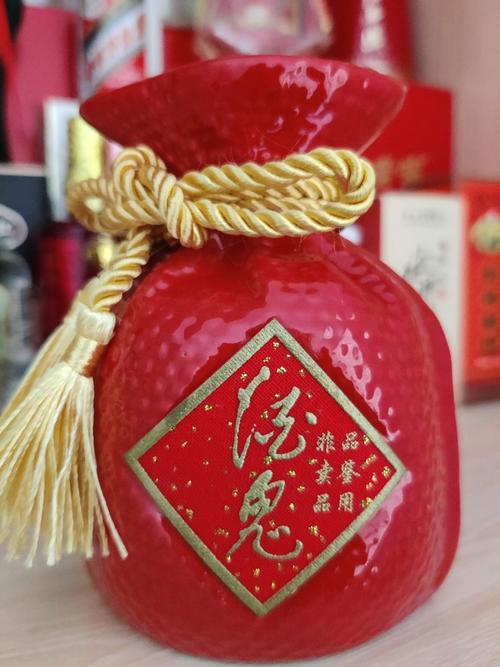 湖南被低估的4款白酒：名气远不如酒鬼酒大，口感却不输给茅五洋