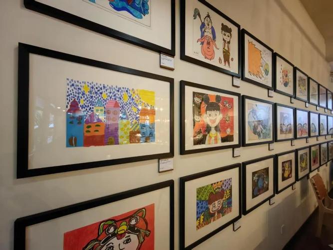 无声咖啡师、一元画展…奉贤慈善超市2.0版，藏着哪些温暖的惊喜？