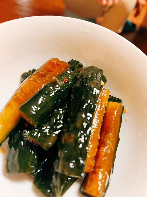 开胃素菜中的天花板，长沙排名第一烧烤店招牌菜，酸辣酱黄瓜