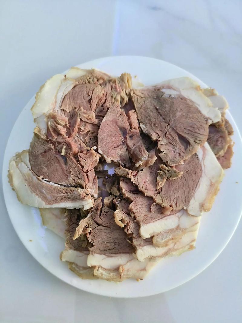 清炖小羊腿真的太香了 软烂脱骨 筋肉相连 大口吃肉