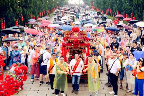 第十七届广州南沙妈祖诞启幕 妈祖文化“牵手”非遗灯会